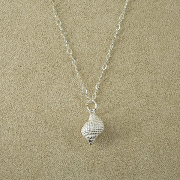 Silver Ribbed Snail Necklace
