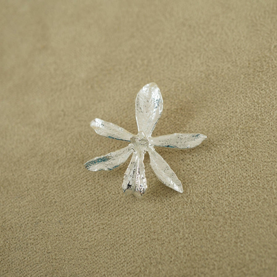 Dije de Orquídea Epidendrum Estrella